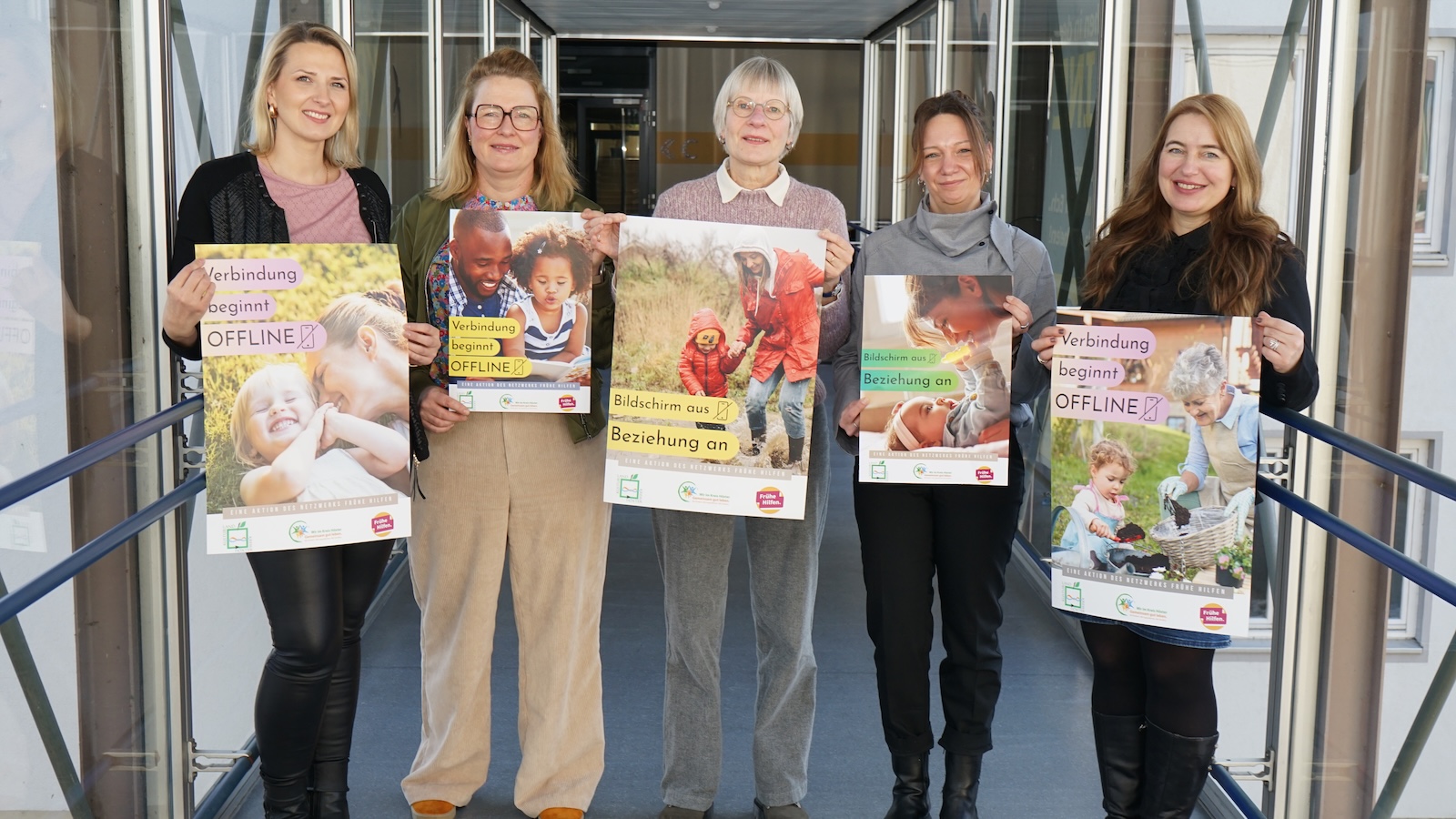 Kreis Höxter startet Plakat- und Postkartenaktion: Zeit aktiv mit den Kindern verbringen 